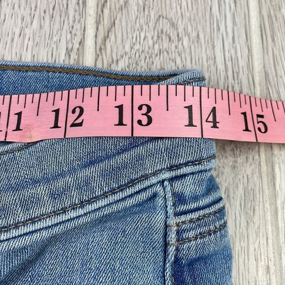 Gap True Skinny Ankle Jeans.  Distressed. 38R - Picture 7 of 9